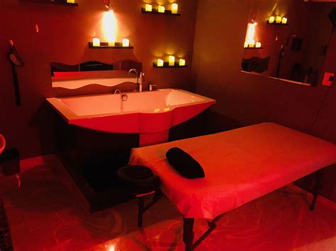 massage erotique rennes|Massage 